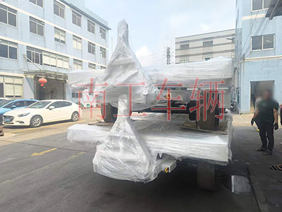 1780883319192132.jpg 35吨双牵引重型平板拖车 白色1I.jpg